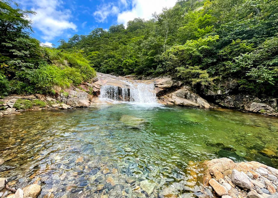 来年こそ源流のパラダイスへ！ 自然を独り占めできる「源流泊」の