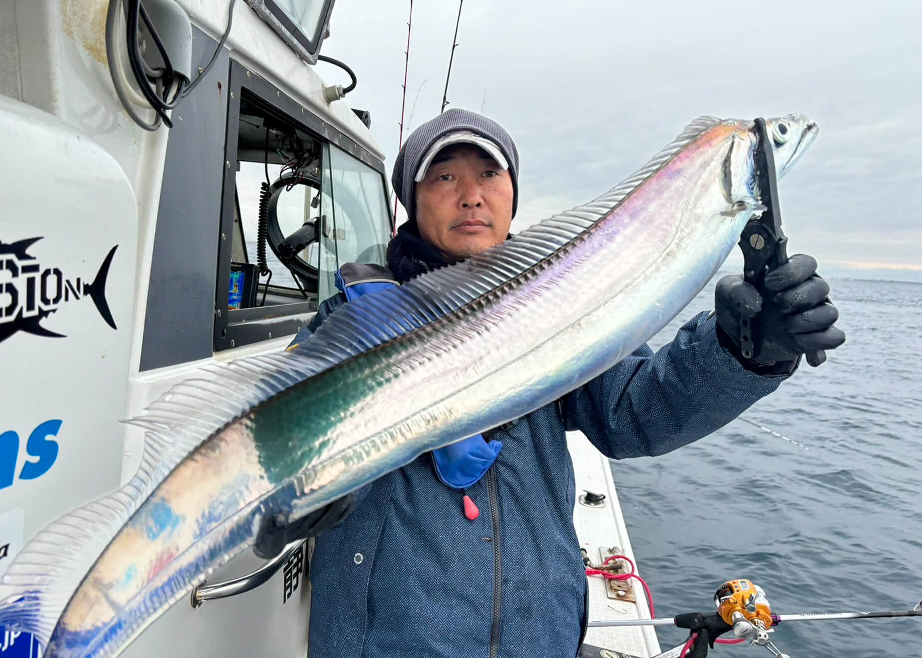 真冬のタチウオ釣り 釣果を伸ばすコツは「とにかく手返し 真冬のタチウオ釣り 釣果を伸ばすコツは「とにかく手返し