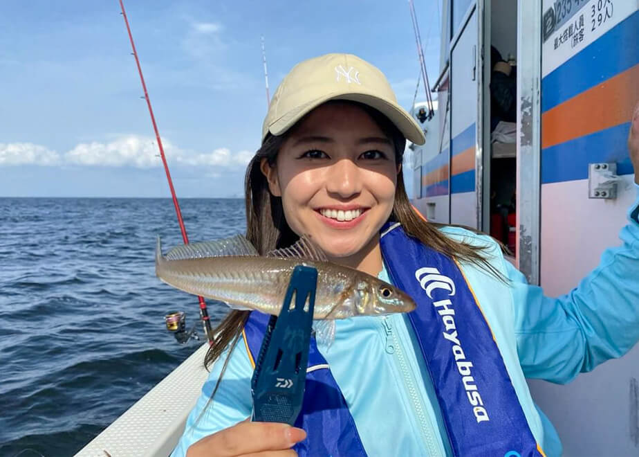 最新 これからの時期海でイカ釣りやキス釣り