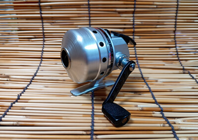 02_ DAIWA・スピンキャストST-30