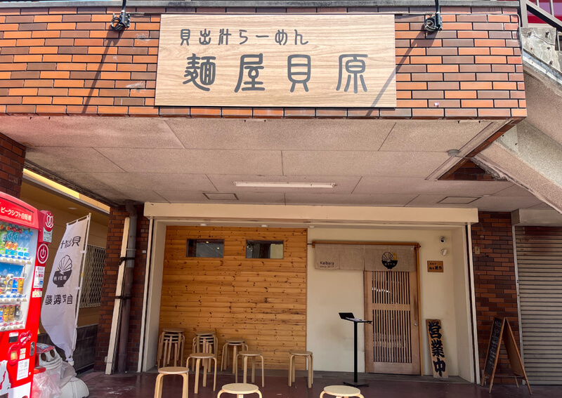 04