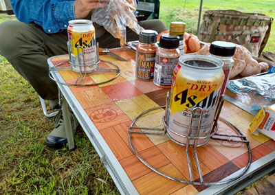 08_ 缶チキン用スタンド1