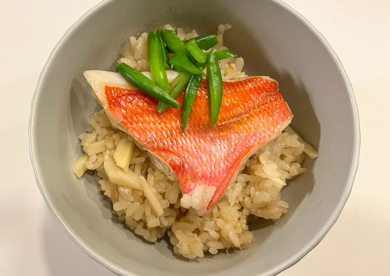 キンメダイと筍のタイ飯