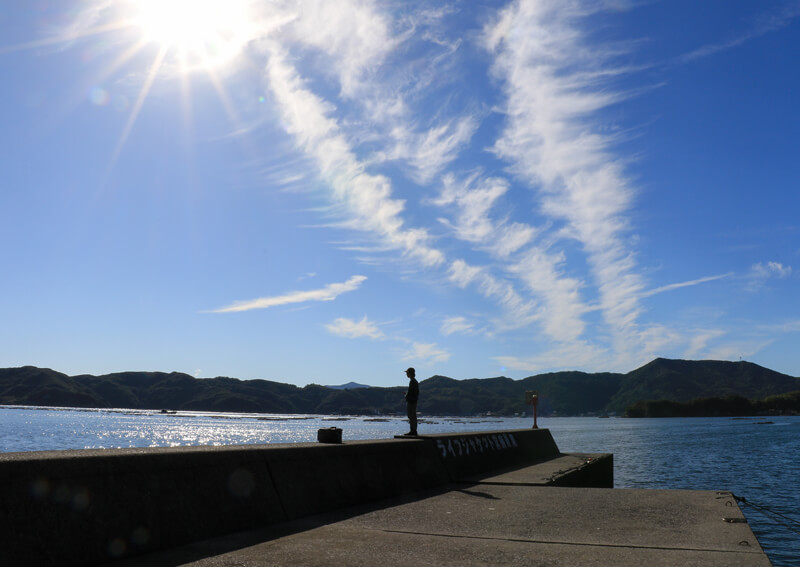 02_　晩秋の青天