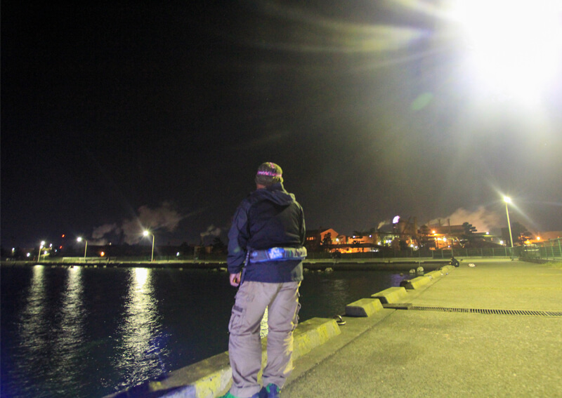 03_ 夜(夕方)の漁港