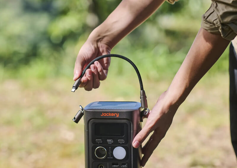 01_　ハンドストラップ（USB電源）