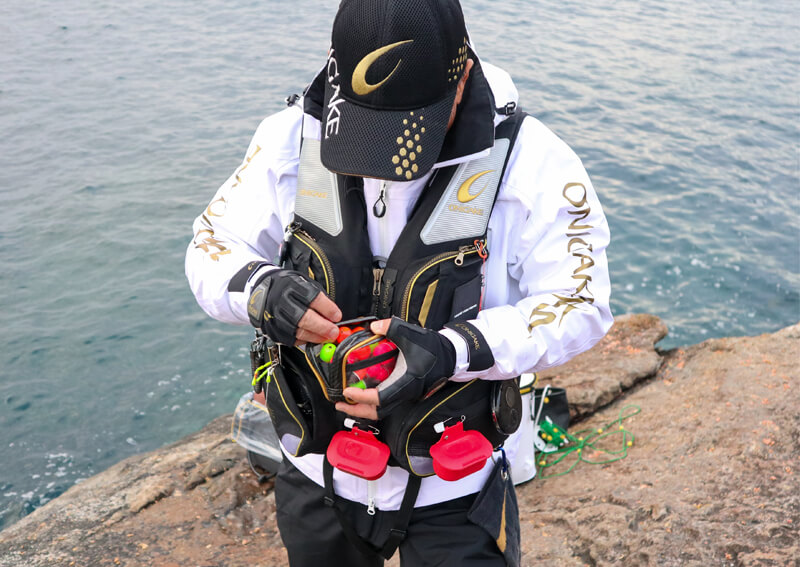 11_ ウキ選ぶイメージ