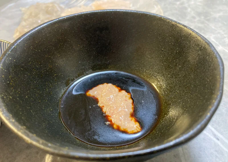 カワハギの刺身（肝醤油）