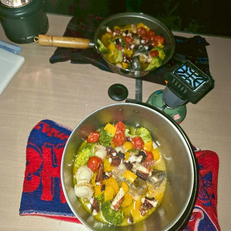 カサゴとムラソイのアクアパッツァ