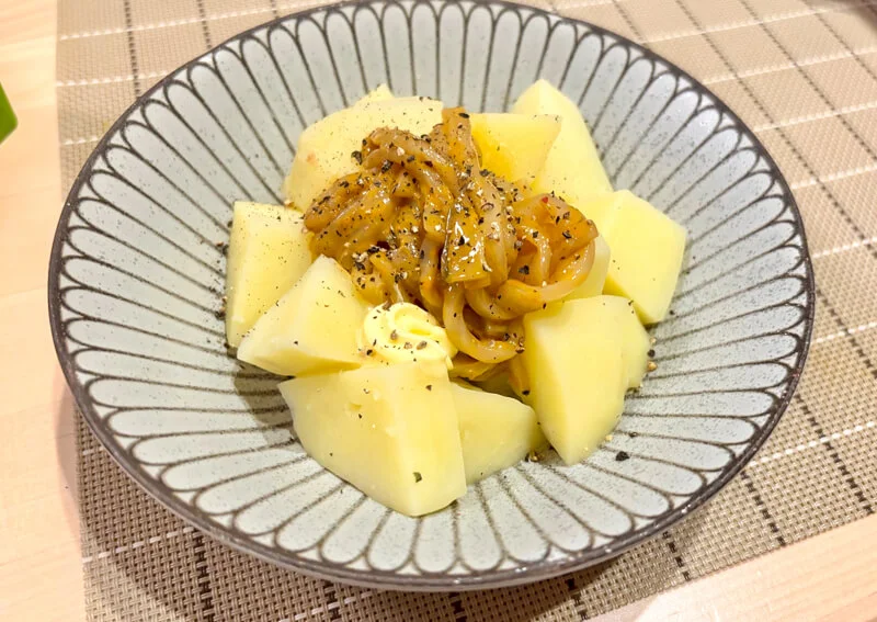 じゃがバター塩辛乗せ