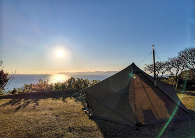 01_　都井岬南灯台キャンプ場 