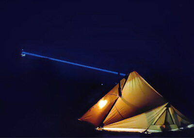 05_　灯台の灯りとテント
