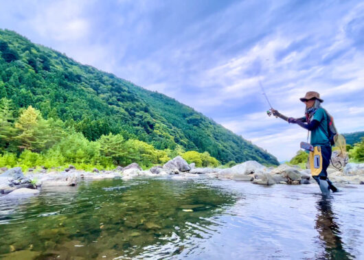 残暑の清流を全身で満喫！